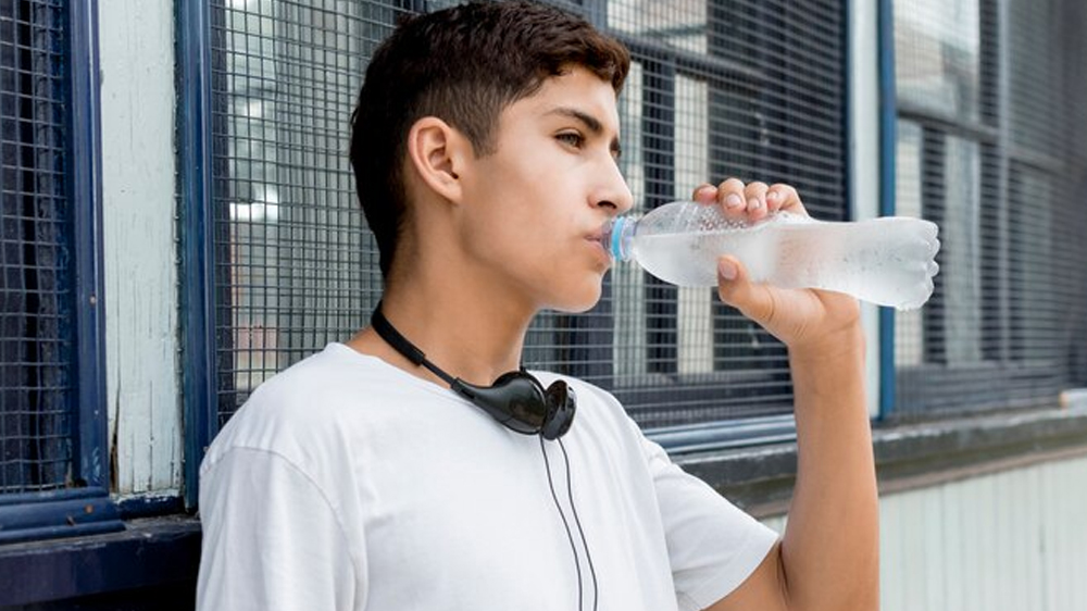 Pentingnya Hidrasi dalam Menjaga Kesehatan Tubuh Anda